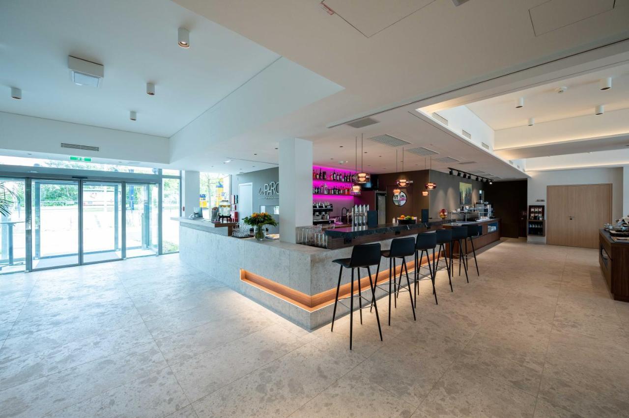 Hotel Le Parc Винер Нойщат Екстериор снимка