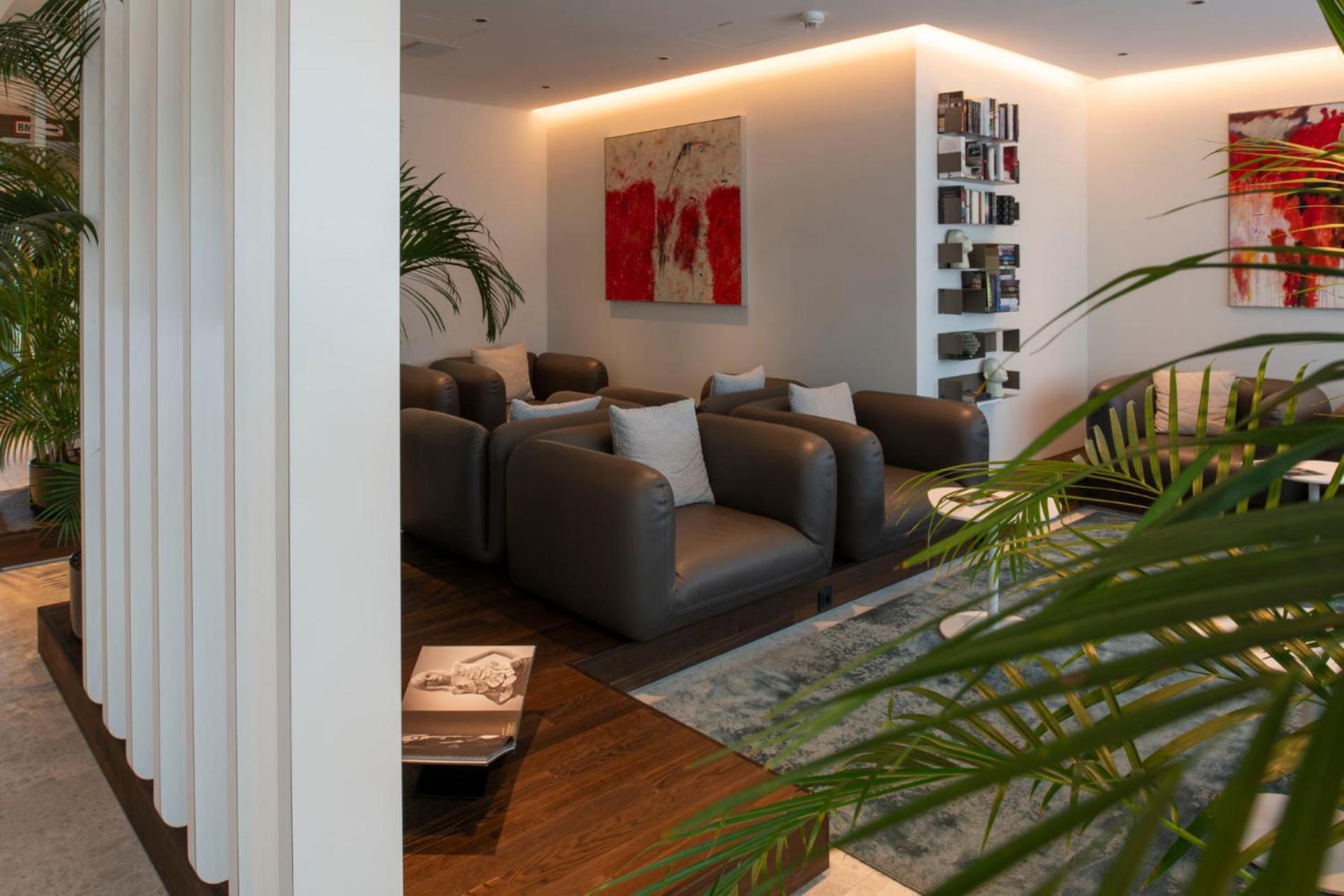 Hotel Le Parc Винер Нойщат Екстериор снимка